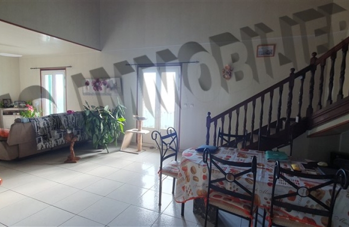 Vente Appartement 215m&sup2; 5 pi&egrave;ces La Chaloupe Saint Leu