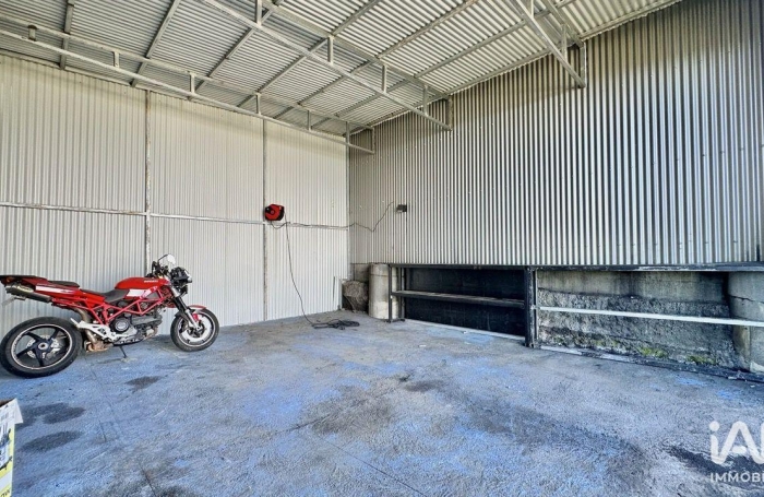 Location Fonds de commerce 183m&sup2; Le Tampon