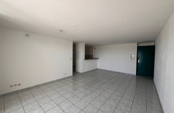 Vente Appartement 90m&sup2; 4 pièces Sainte Suzanne