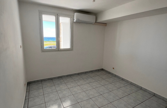 Vente Appartement 90m&sup2; 4 pièces Sainte Suzanne