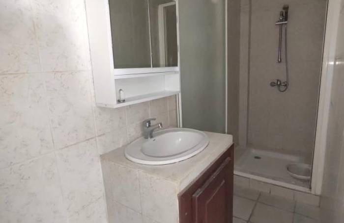 Location Appartement 41m&sup2; 2 pièces Saint-Pierre