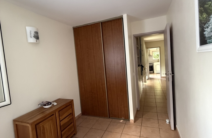 T2 meubl&eacute; St Gilles Les Bains