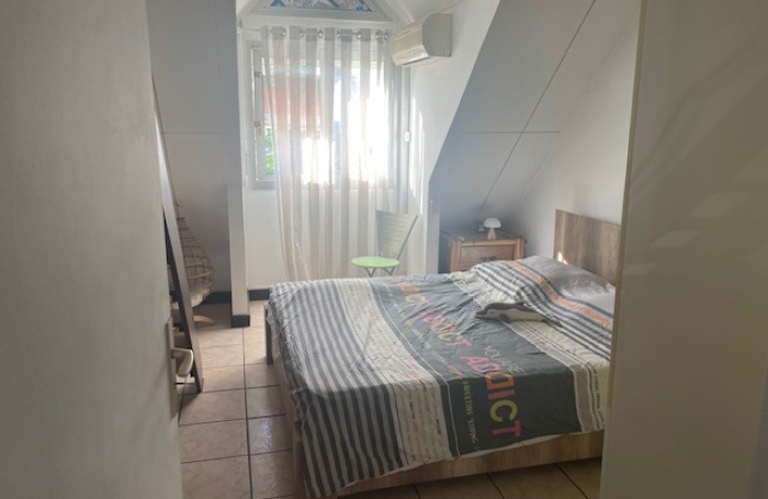 MIEUX QU UN APPARTEMENT UNE JOLIE MAISONNETTE  DE TYPE T3 DUPLEX