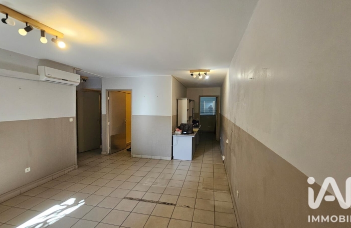 Vente Local commercial 68m&sup2; Saint-Pierre