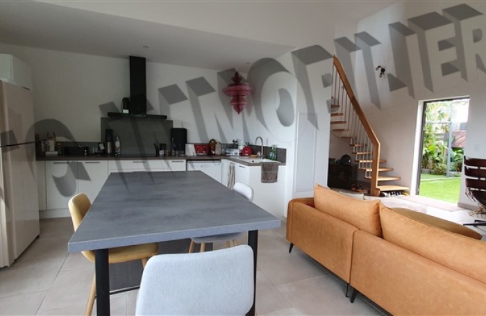 Location Maison 109m&sup2; 4 pi&egrave;ces Etang-Sale