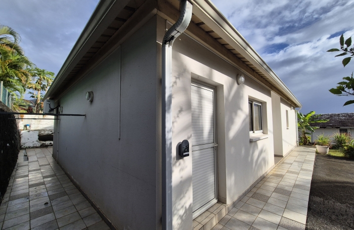 Maison T4 de 136 m2   Saint-Denis