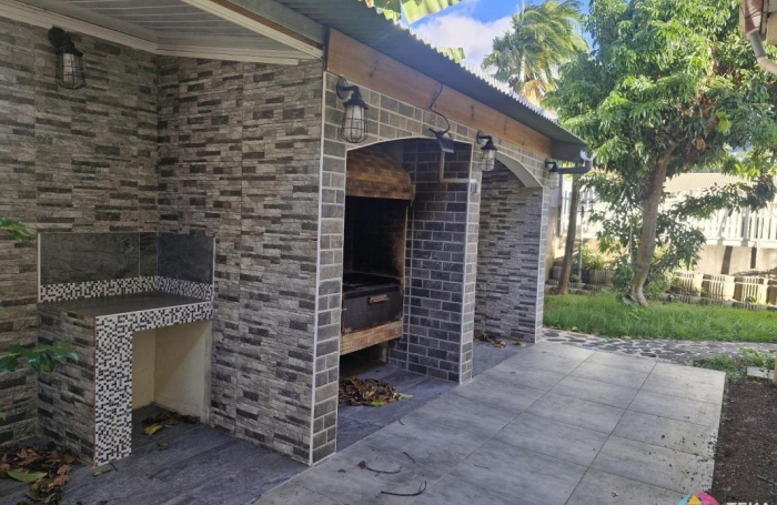 Location Maison 96.08m&sup2; 4 pièces Sainte Clotilde