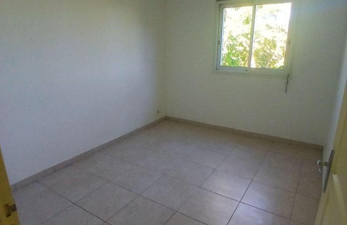 Vente Maison 80m&sup2; 4 pièces Petite &icirc;le