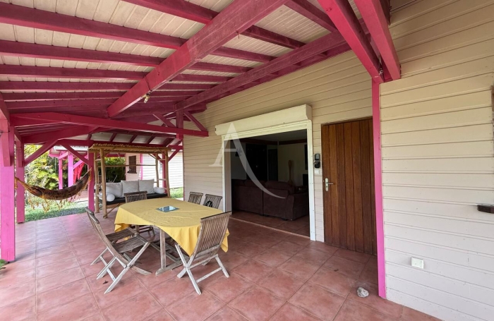 Vente Maison 107m&sup2; 5 pi&egrave;ces Sainte Rose