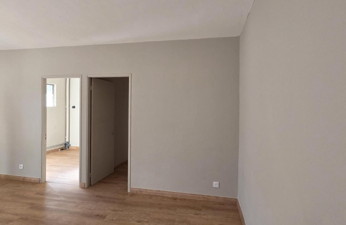Location Bureaux 55m&sup2; 3 pièces Saint-Pierre