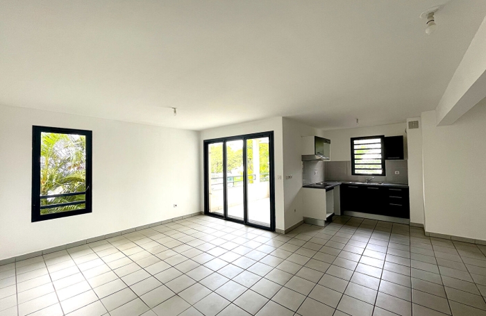 Location Appartement 93.89m&sup2; 4 pi&egrave;ces Saint-Pierre