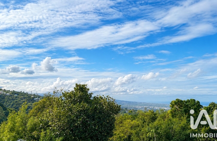 Vente Appartement 80m&sup2; 4 pièces Etang-Sale