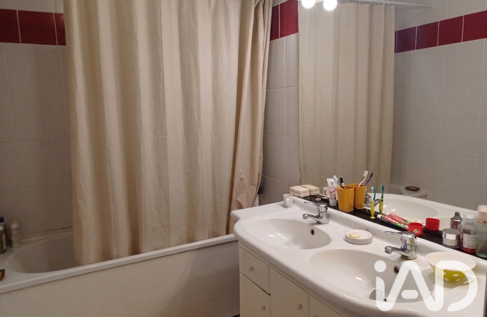 Vente Appartement 91m&sup2; 4 pièces Etang-Sale