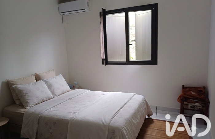 Vente Appartement 91m&sup2; 4 pièces Etang-Sale