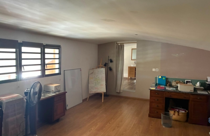Vente Maison 110m&sup2; 4 pièces Bois de Nefles St Paul