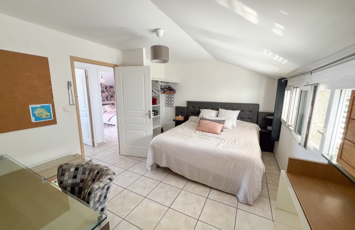 Villa avec piscine 4 pi&egrave;ces &agrave; louer &agrave; Saint-Leu avec LNA
