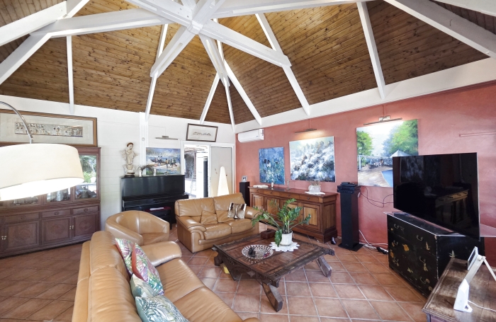 A louer &agrave; La Montagne, villa cr&eacute;ole F4-5 meubl&eacute;e
