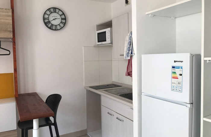 Location Appartement 20.4m&sup2; 1 pi&egrave;ce Sainte Clotilde