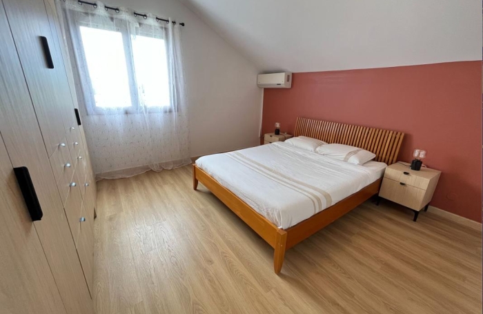 Vente Maison 110m&sup2; 4 pièces Saint Gilles Les Hauts