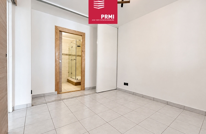 Vente Appartement 50m&sup2; 2 pi&egrave;ces Sainte Suzanne