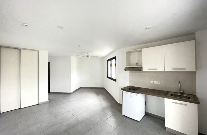 Location Appartement 34.89m&sup2; 1 pi&egrave;ce Le Tampon