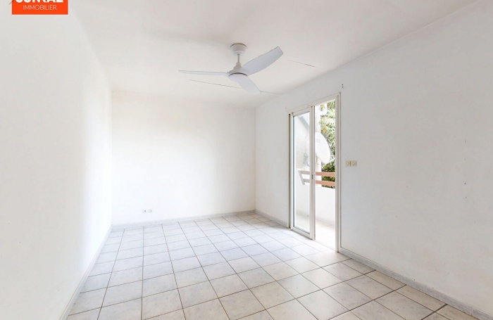 Vente Appartement 79.40m&sup2; 4 pièces Saint-Pierre