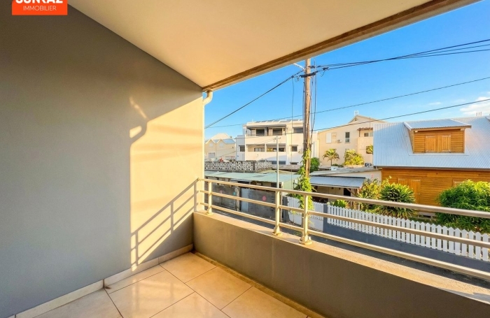 Vente Appartement 83.50m&sup2; 4 pièces Saint-Pierre