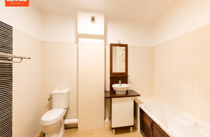 Vente Appartement 57.50m&sup2; 2 pièces Saint-Pierre
