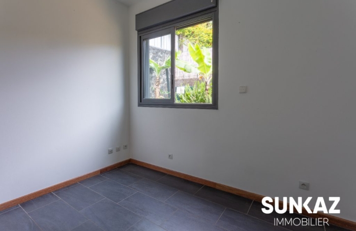 Location Maison 100.00m&sup2; 4 pièces Le Tampon