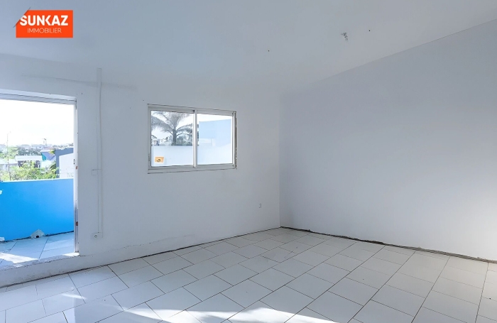 Vente Maison 70.00m&sup2; 4 pièces Saint-Pierre