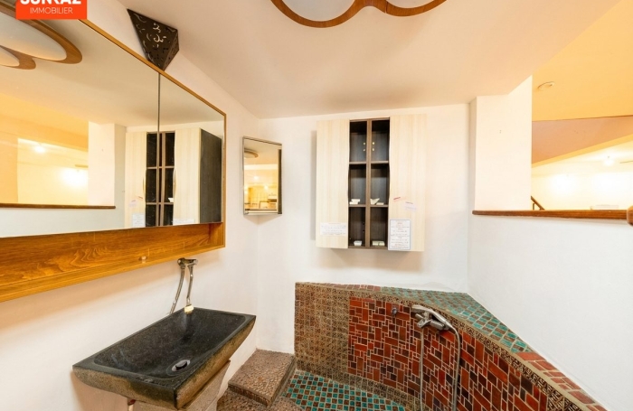 Location Maison 230.00m&sup2; 8 pièces Saint-Pierre