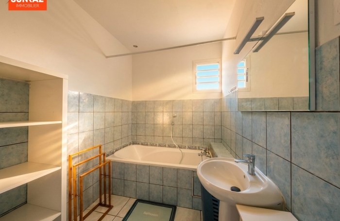 Location Maison 80.00m&sup2; 3 pièces Le Tampon