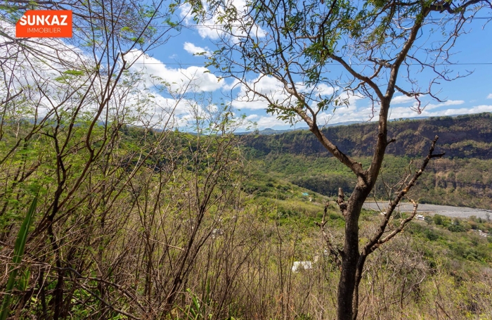 Vente Terrain 234.58m&sup2; Rivi&egrave;re Saint Louis