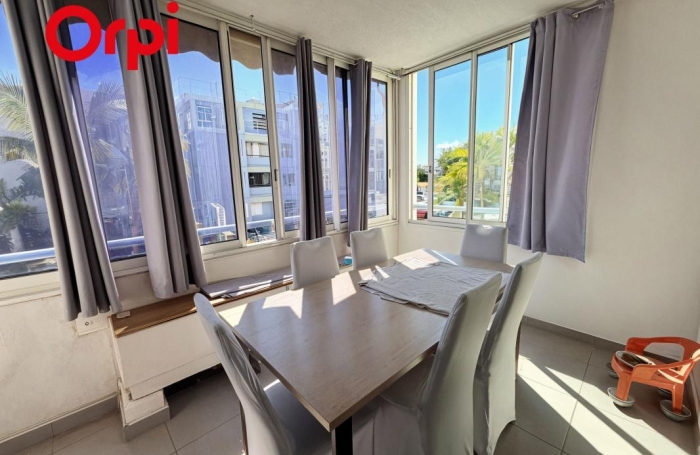 Vente Appartement 65.15m&sup2; 3 pièces Le Port