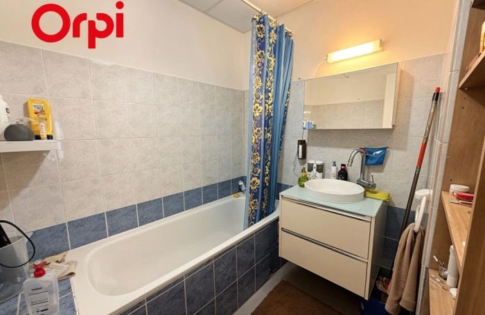 Vente Appartement 65.15m&sup2; 3 pièces Le Port