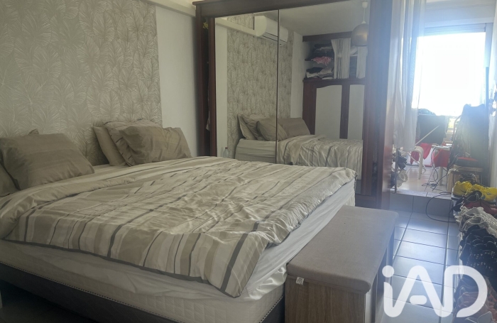 Vente Appartement 94m&sup2; 4 pièces Saint Gilles les Bains