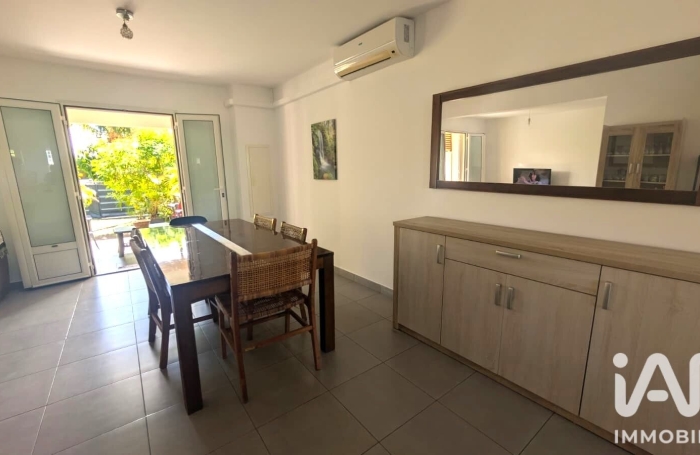 Location Maison 120m&sup2; 5 pièces Saint Gilles les Bains