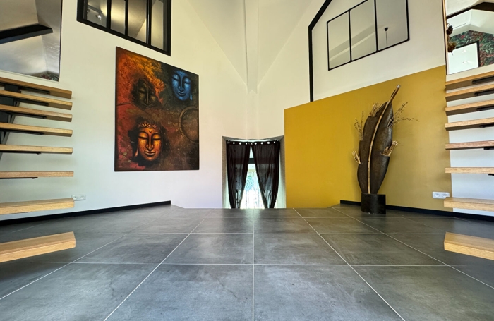 Vente Maison 224.92m&sup2; 7 pi&egrave;ces La Montagne