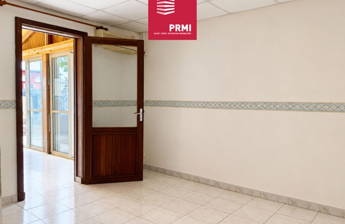 Vente Appartement 70.8m&sup2; 3 pi&egrave;ces Saint-Leu