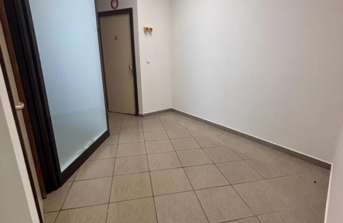 Location Bureaux 107m&sup2; 6 pièces Saint Denis