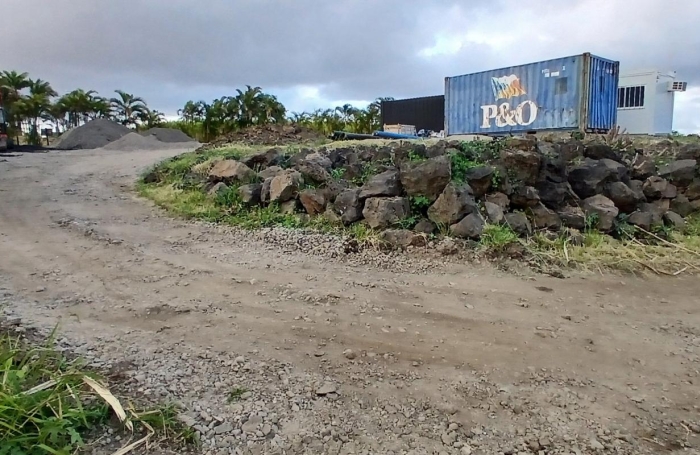Location Terrain 620m&sup2; Saint-Pierre