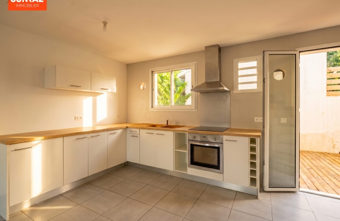 Vente Maison 84.57m&sup2; 4 pièces Saint Louis
