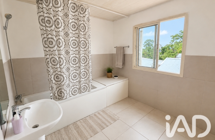 Vente Maison 120m&sup2; 5 pièces Ravine des Cabris