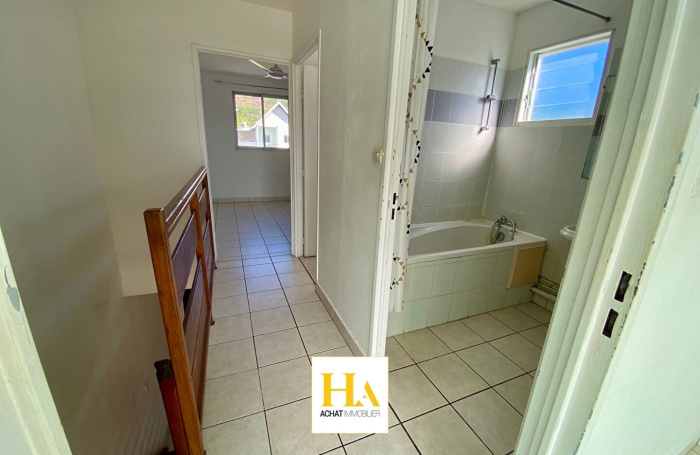 Vente Appartement 59m&sup2; 3 pi&egrave;ces Saint Gilles les Bains