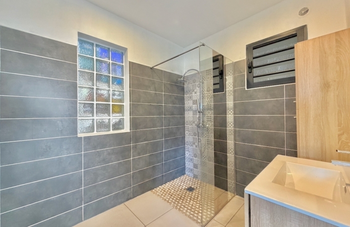 Vente Maison 80m&sup2; 4 pièces Rivi&egrave;re Saint Louis