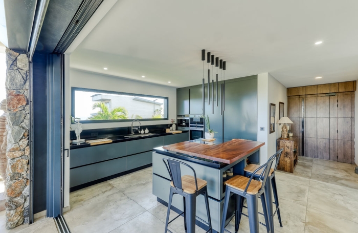 A Vendre - Villa d'exception 187 m2 avec piscine &agrave; Trois-Bassins