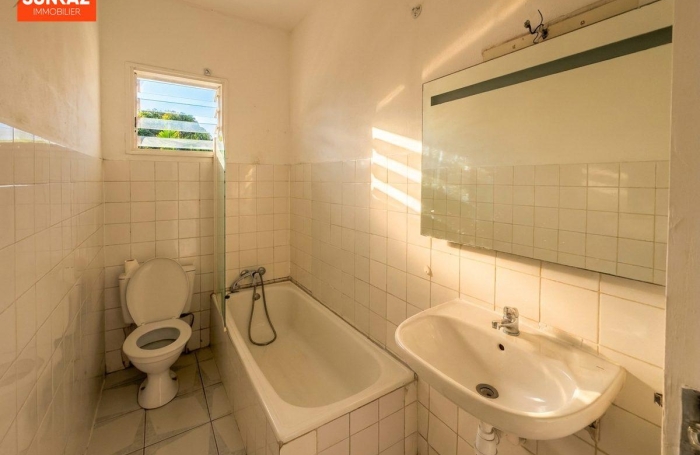 Location Appartement 45.00m&sup2; 2 pièces Ravine des Cabris