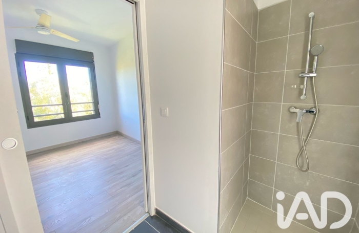 Vente Divers 91m&sup2; 4 pièces Etang-Sale