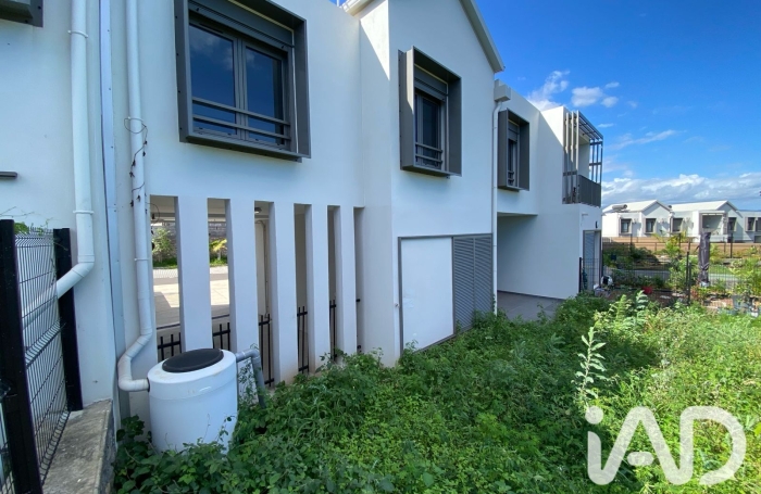 Vente Divers 91m&sup2; 4 pièces Etang-Sale