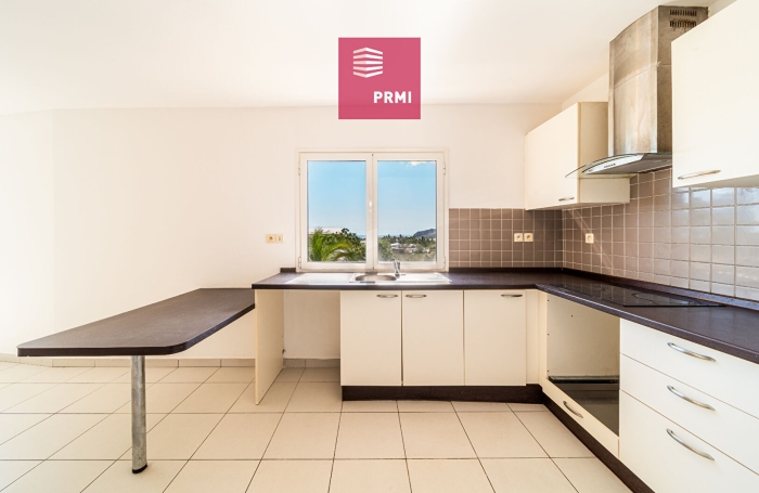 Vente Appartement 73.4m&sup2; 3 pi&egrave;ces La Possession